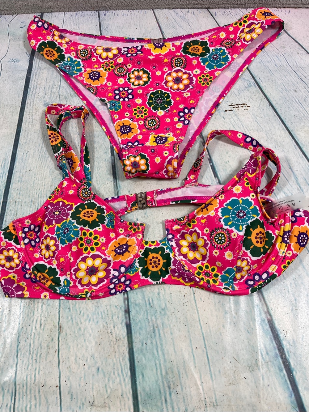 Pink Floral Bikini Set - Bright Multicolor Flower Print Size Large - Picture 1 of 5